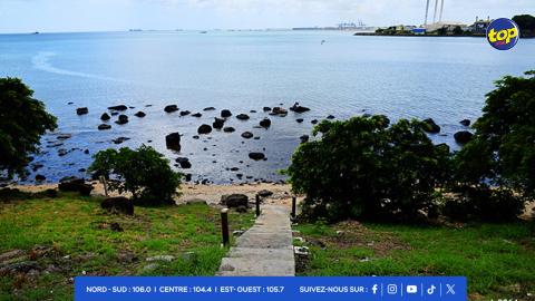 Pointe aux Sables-beach